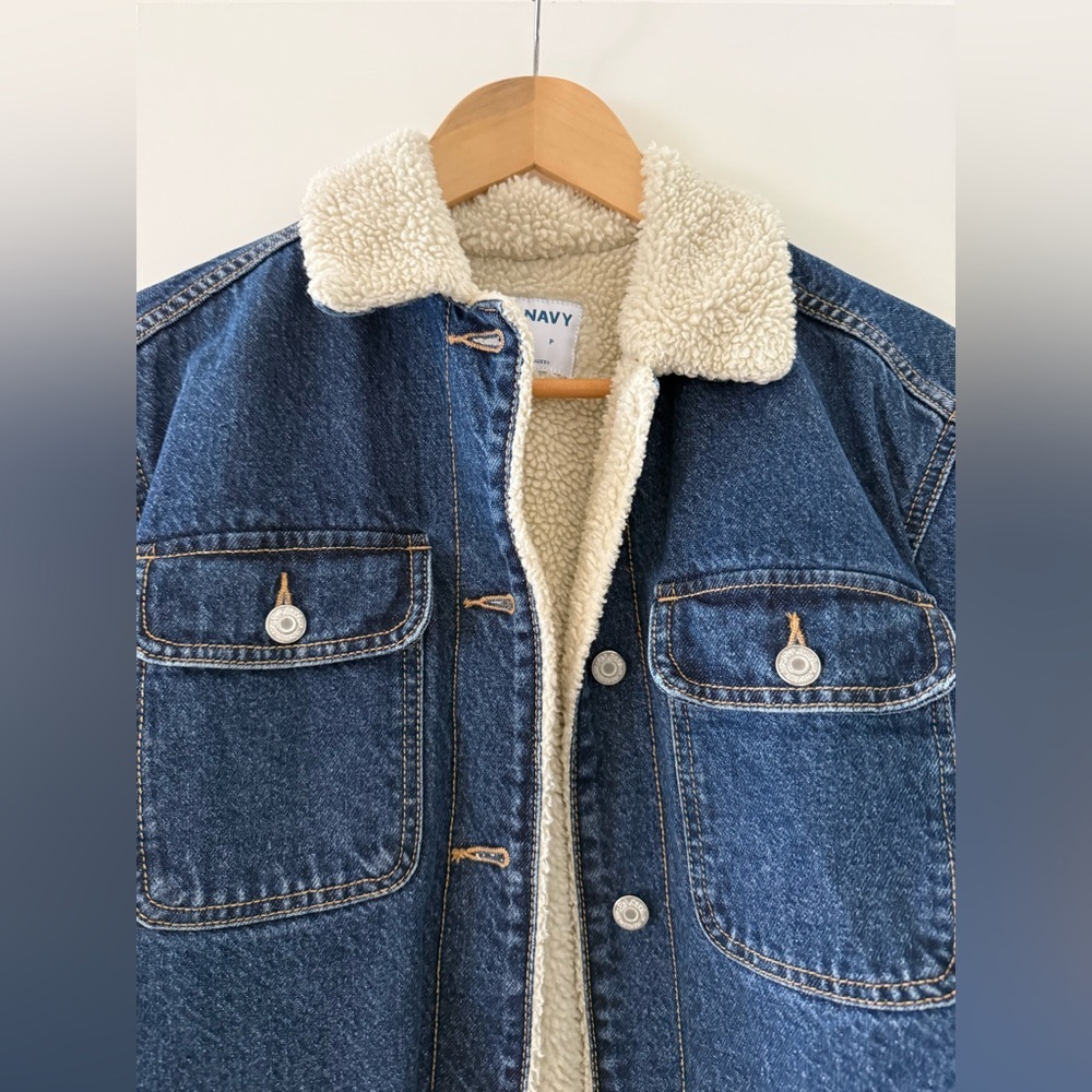 Old Navy Sherpa Lined Utility Jacket, size small - Picture 2 of 10